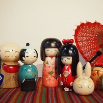 こけし　kokeshi